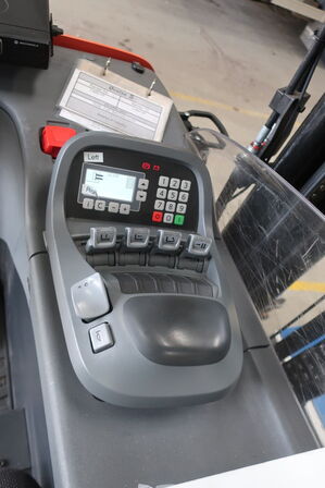 Reachtruck TOYOTA RRE 140B