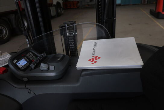 Reachtruck TOYOTA RRE 140B