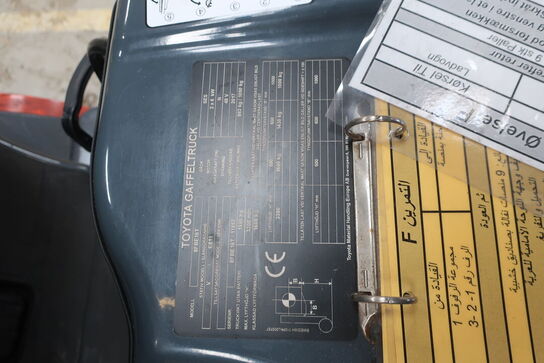 Gaffeltruck TOYOTA Traigo 48 / 16 8FBE16T