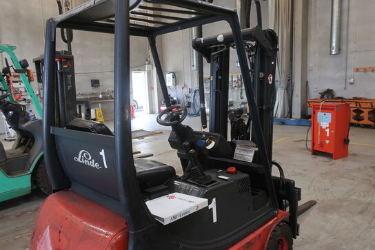 Gaffeltruck LINDE E 16 C
