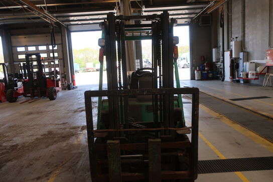 Gaffeltruck MITSUBISHI GRENDIA 25