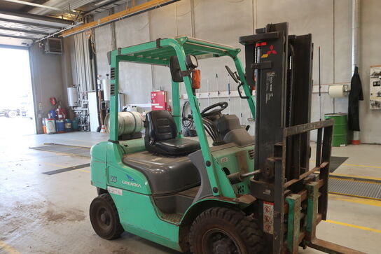 Gaffeltruck MITSUBISHI GRENDIA 25
