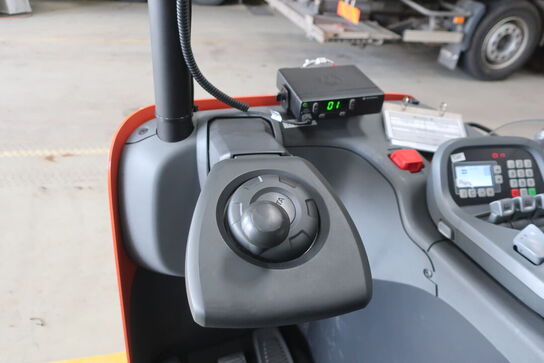 Reachtruck TOYOTA RRE 140B