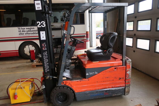 Gaffeltruck TOYOTA 5FBE15