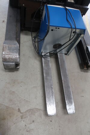 Reachtruck TOYOTA RRE 140B