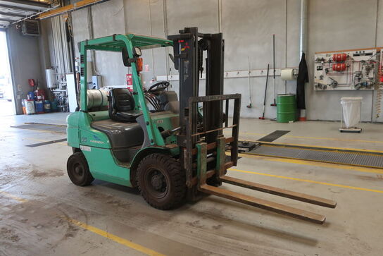 Gaffeltruck MITSUBISHI GRENDIA 25