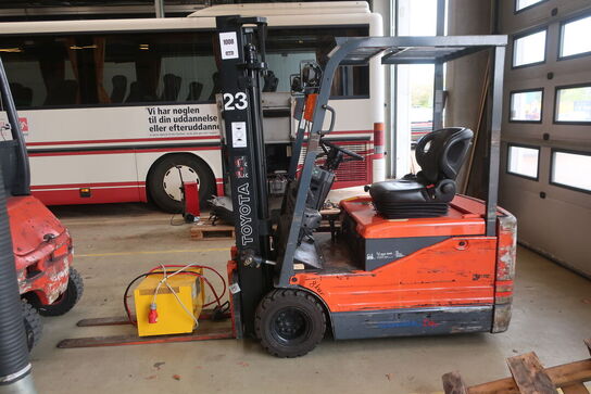 Gaffeltruck TOYOTA 5FBE15