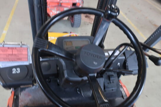 Gaffeltruck TOYOTA 5FBE15