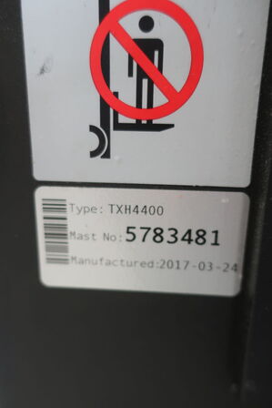 Reachtruck TOYOTA RRE 140B