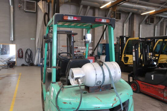 Gaffeltruck MITSUBISHI GRENDIA 25