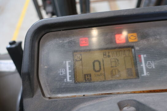 Gaffeltruck MITSUBISHI GRENDIA 25