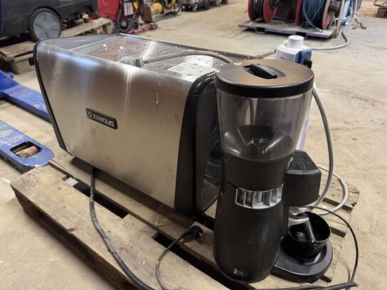 Espressomaskine RANCILLIO Classe 5 samt kaffekværn