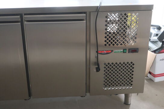 Kølebord TECHNODOM - 3 skabe