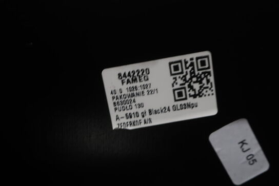 Cafébord m. 3 stk. ZEDERKOF PEOPLE cafestole i træ