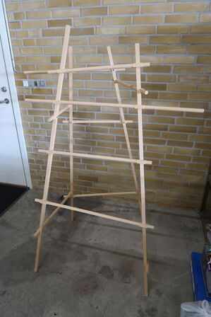 Tøjstativ PP MØBLER "Tøjtræ" - Design Cecilie Manz