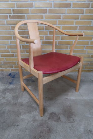 Armstol FRITZ HANSEN PP56 "Kinastol" Bøg (Udstillingsmodel)