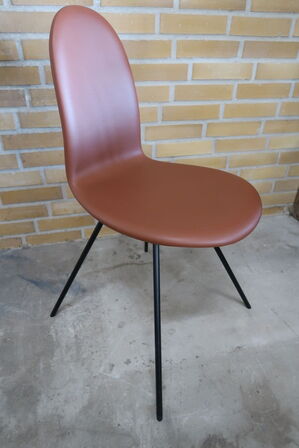 Spisebordsstol HOWE "Tongue Chair" (Udstillingsmodel)