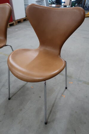 4 stk. Spisebordsstole FRITZ HANSEN "7'eren"