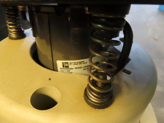 2 stk. vibrations afgrater, EMERSON K33ZZDDJ-1335