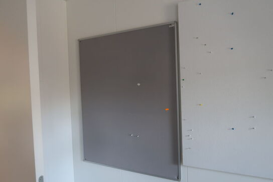 El. hæve/sænke skrivebord KINNARPS, skuffemodul, skab, stumtjener m.m.