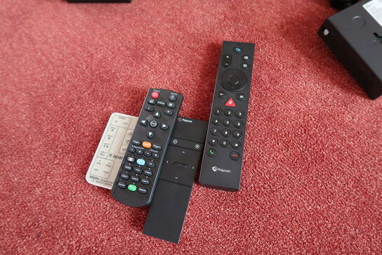Konferencekamera POLYCOM EagleEye MPTZ-B, switch EXTRON SW2 HD 4K m.m. (se billeder)