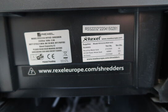 Div. Elektronik, makulator REXEL RSS2232, hæftemaskine RAPID 5080Electronic m.m.