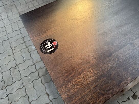 Spisebord med bordplade i massiv eg. L110cm x B70cm
