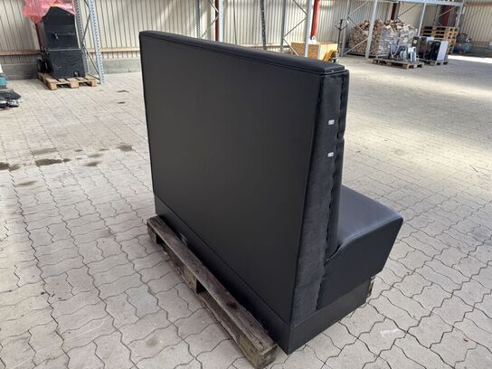 Sofa element lige. Måler 130cm i længden og 112cm i højden