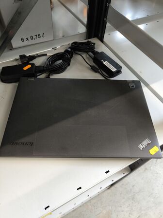 Bærbar LENOVO L540