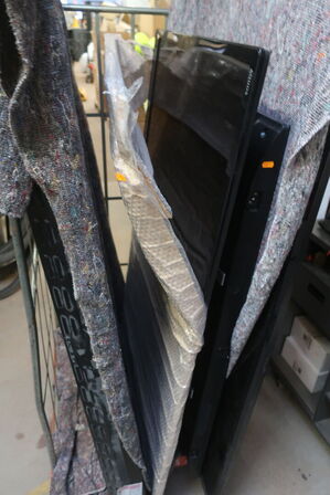 60" LCD-TV, SHARP LC-60LE636S