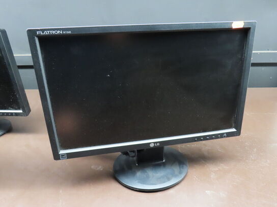 7 stk. monitor med tynd klient, NComputing L300