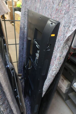 55" monitor, LG 55LW340C