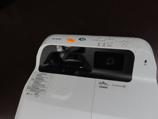 Projektor, EPSON EB-695WI m. Touch Unit