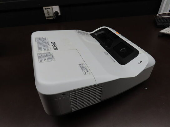 Projektor, EPSON EB-695WI m. Touch Unit