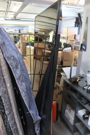 Defekt 75" LED-skærm, SAMSUNG QB75H