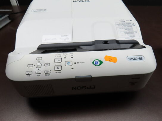 Projektor, EPSON EB-695WI m. fjernbetjening og Touch Unit