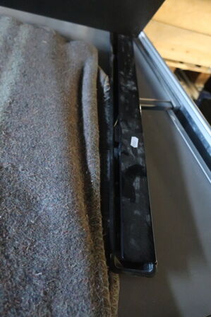 65" LED-TV, SONY KD-65XG85 m. fjernbetjening og vægbeslag