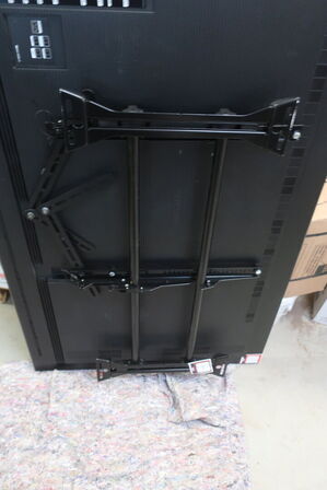 65" LED-TV, SAMSUNG QM65R