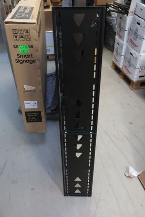 98" LED-TV, SAMSUNG OM98N