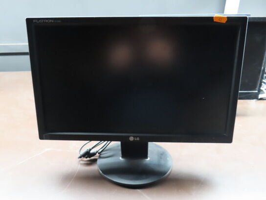 7 stk. monitor med tynd klient, NComputing L300