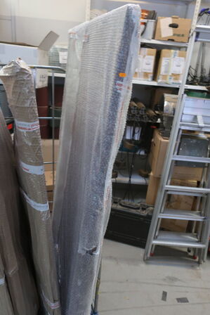 75" LED-TV, SAMSUNG QM75R