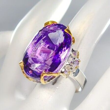 Eksklusivt håndfremstillet unika ring af guld og hvidguldbelagt sterlingsølv