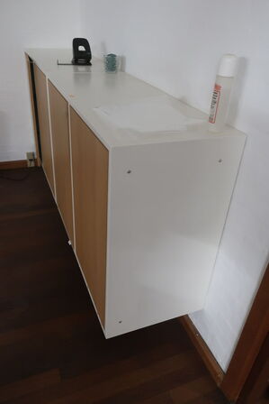 7 stk. reoler uden indhold