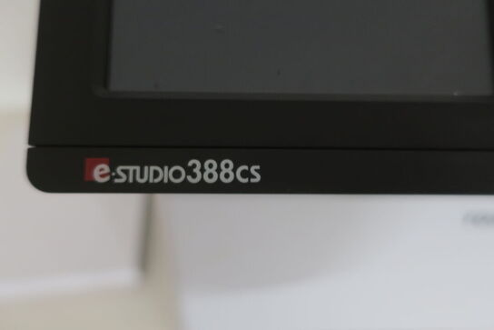 Printer TOSHIBA E.STUDIO 388 CS med printerpapir