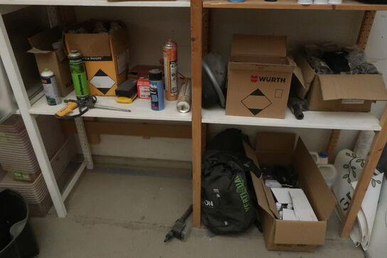 Indhold i reol, printer følger ikke med 