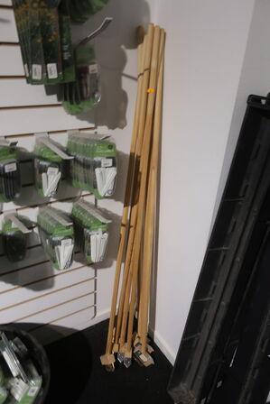 Spande, ph meter, plant labels m.m.