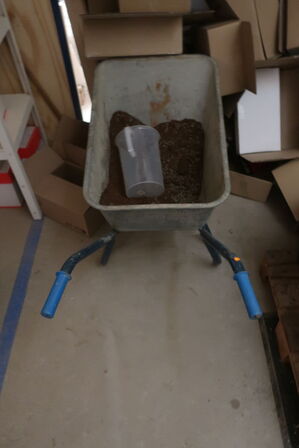 Kasse, varmeblæser, trillebør