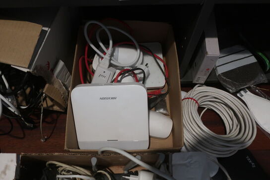 Div. Router, ledninger m.m.