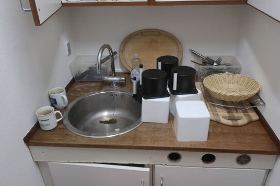 Tøm rum for løse dele