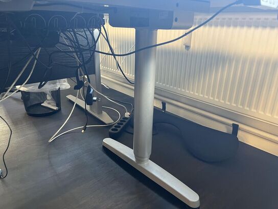 Hæve sænkebord u. Indhold 